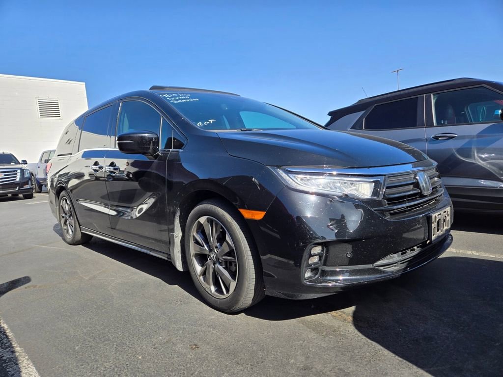 2023 Honda Odyssey Elite's photo