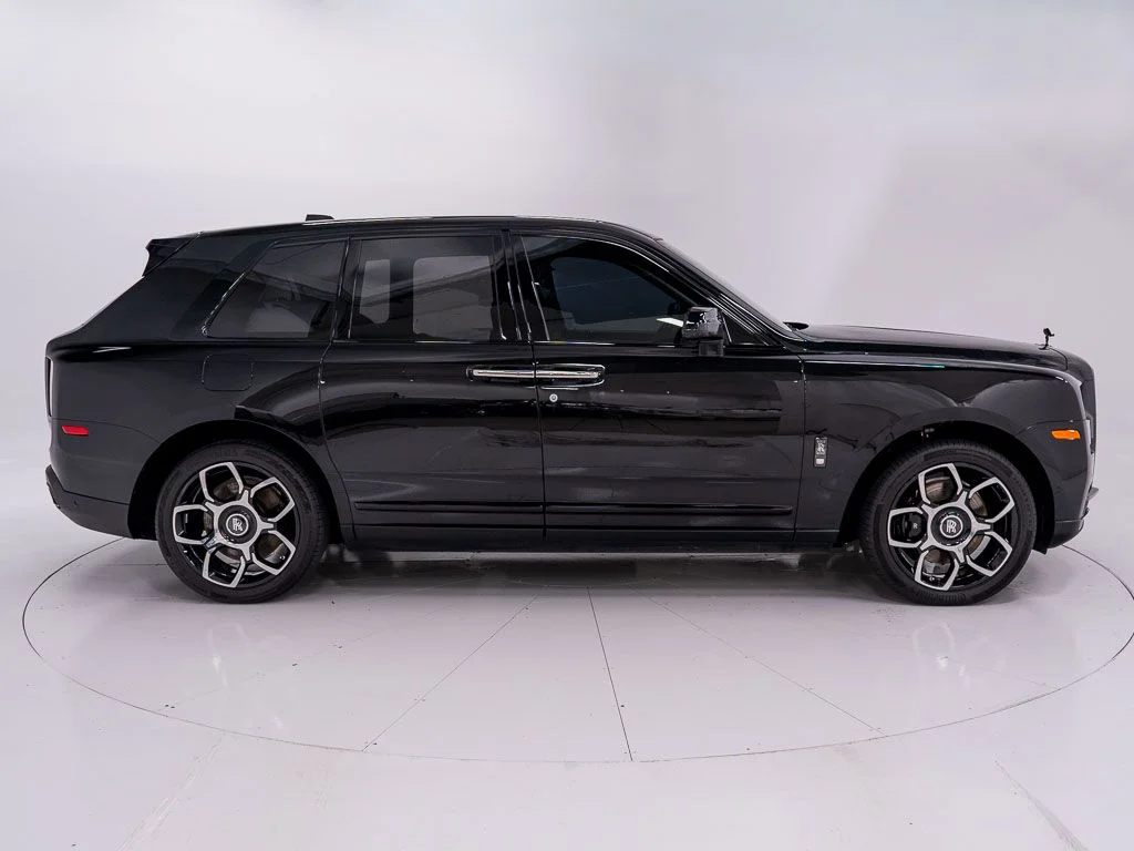 Certified Used 2023 Infinity Black Rolls-Royce Black Badge image 6