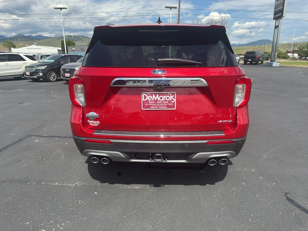 Used 2023 Red Ford King Ranch image 3