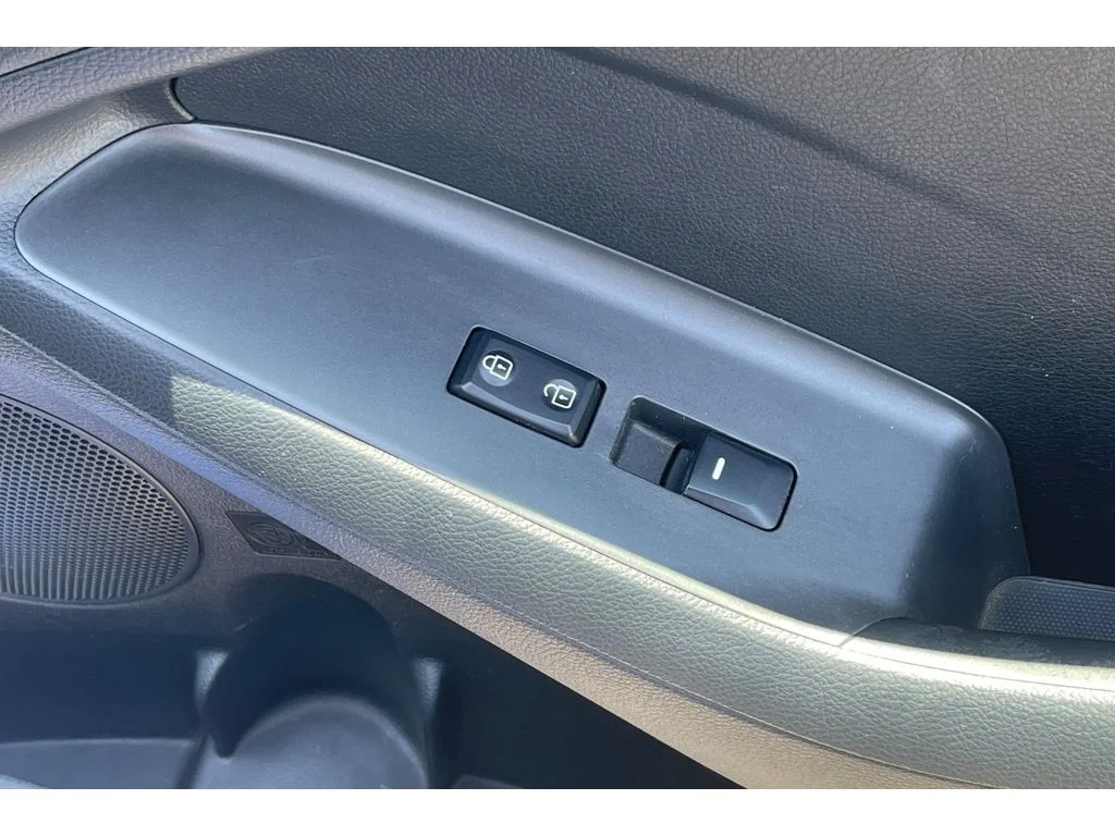 Used 2017 Deep Sea Blue Kia LX image 21