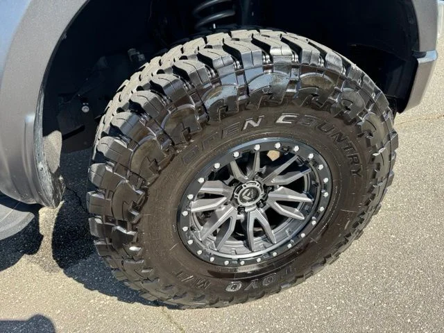 Used 2023 White Ford Raptor image 11
