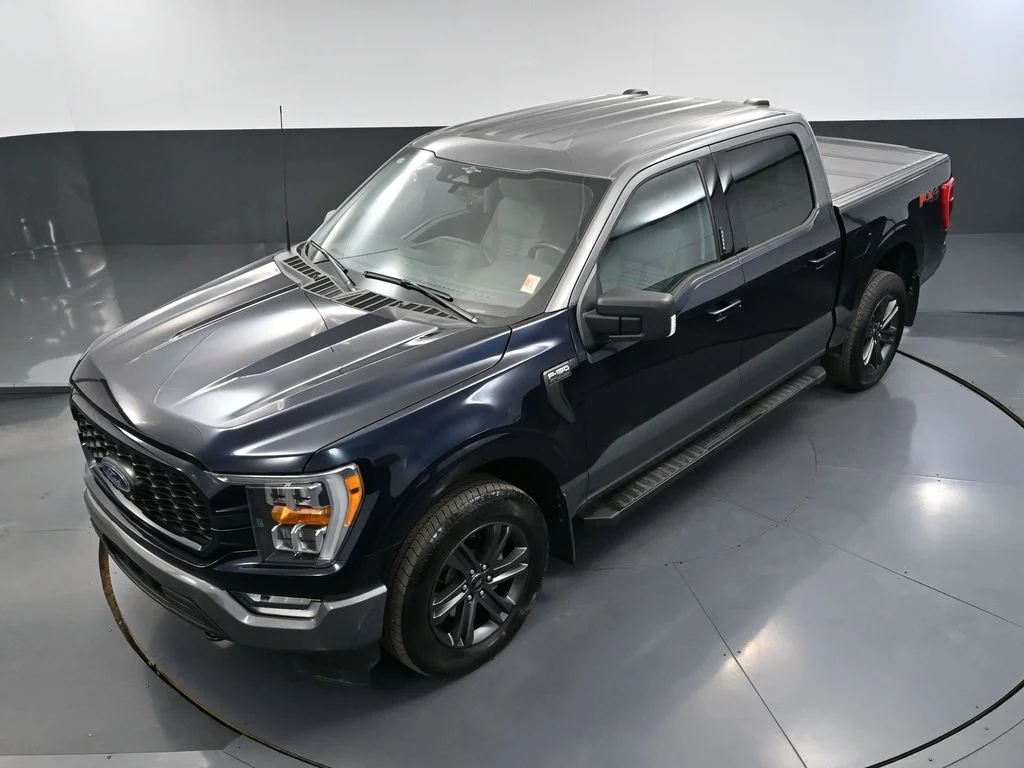 Used 2023 Blue Ford XLT image 61