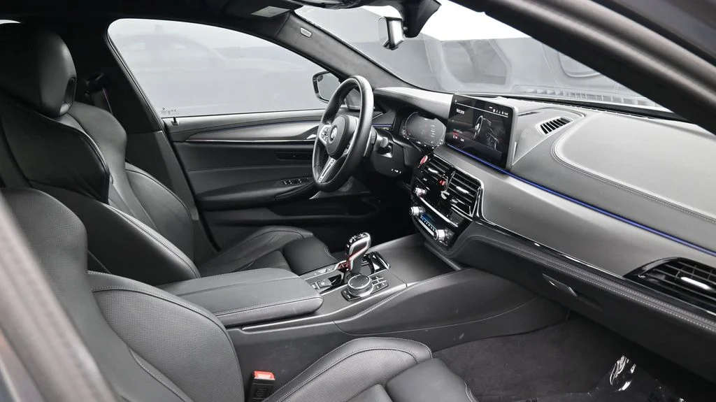 Used 2023 Gray BMW Base image 2