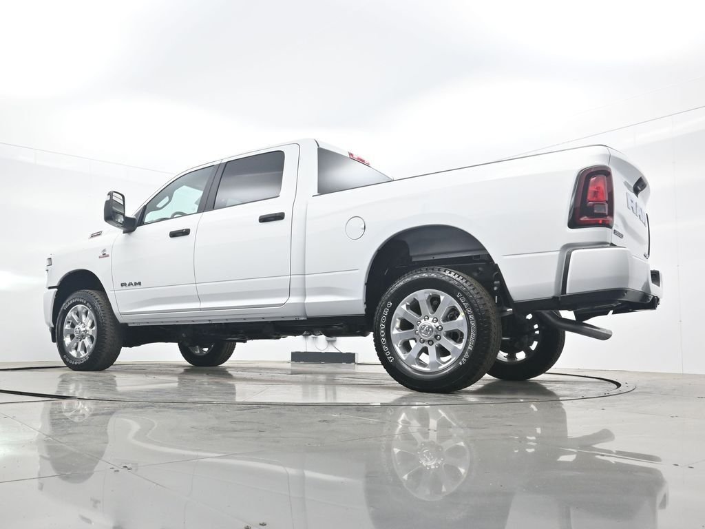 New 2026 Bright White Clearcoat RAM Big Horn image 39