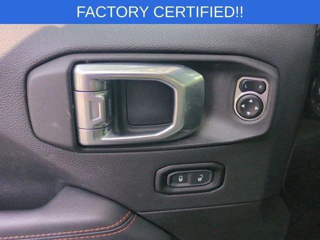 Used 2023 Black Jeep Mojave image 13