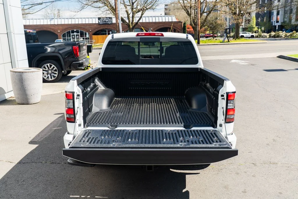 New 2026 Glacier White Nissan Crew Cab SV image 8