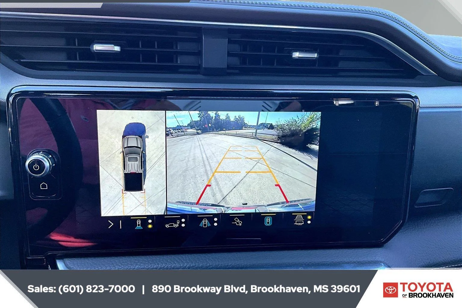 Used 2023 Sterling Metallic GMC Denali image 15