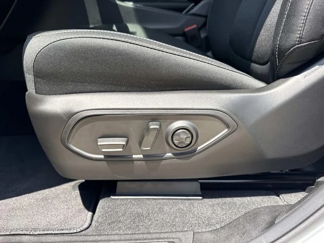 New 2026 White Jeep Laredo X image 18
