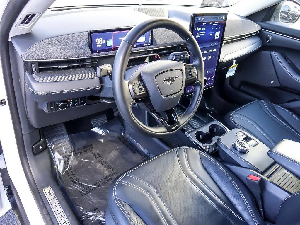 Used 2023 White Metallic Ford Premium image 14