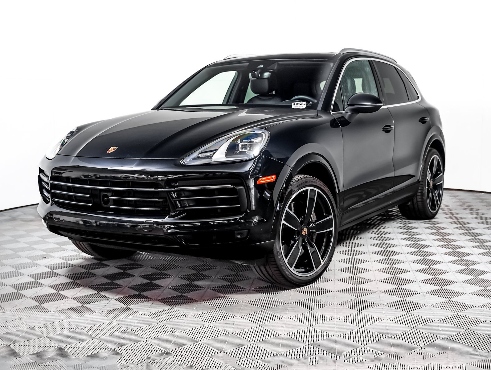 2021 Porsche Cayenne S's photo