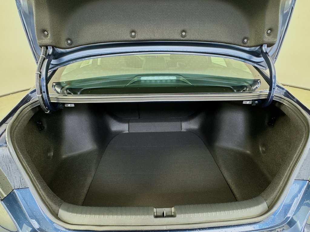 New 2026 Canyon River Blue Metallic Honda SE image 9