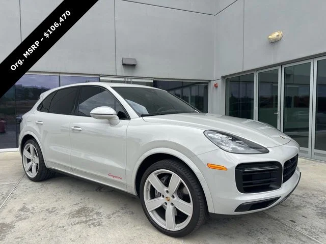 2022 Porsche Cayenne Platinum Edition's photo