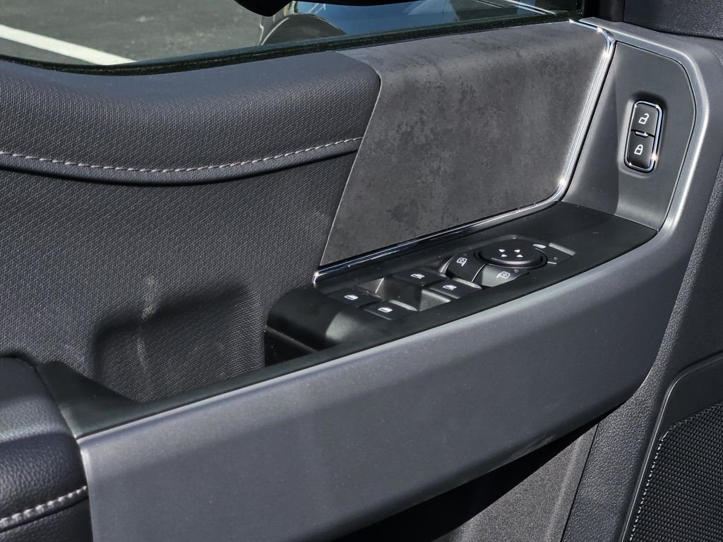New 2026 Carbonized Gray Metallic Ford XLT image 11