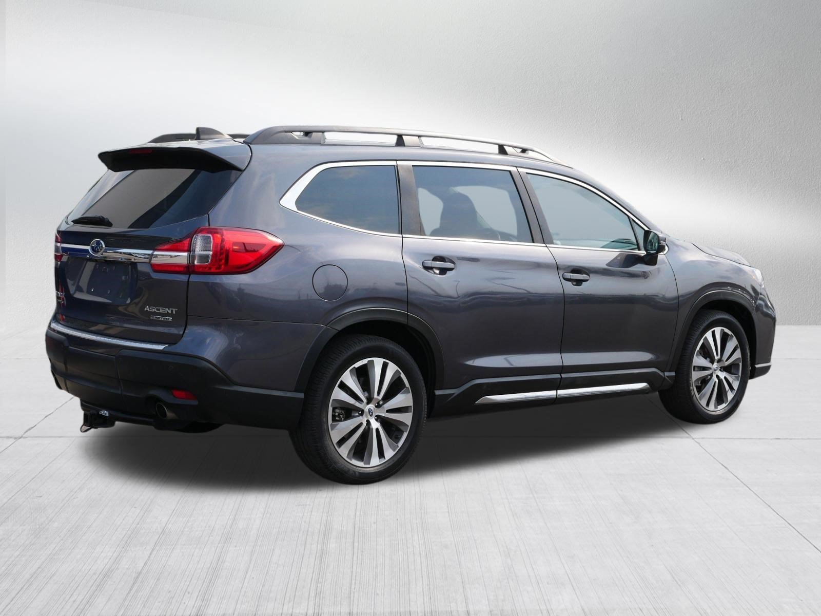 Used 2022 Magnetite Gray Metallic Subaru Limited image 7