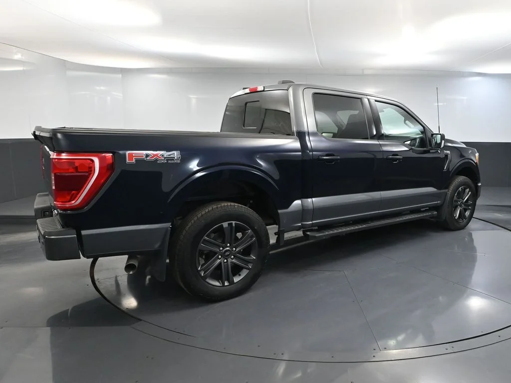Used 2023 Blue Ford XLT image 6