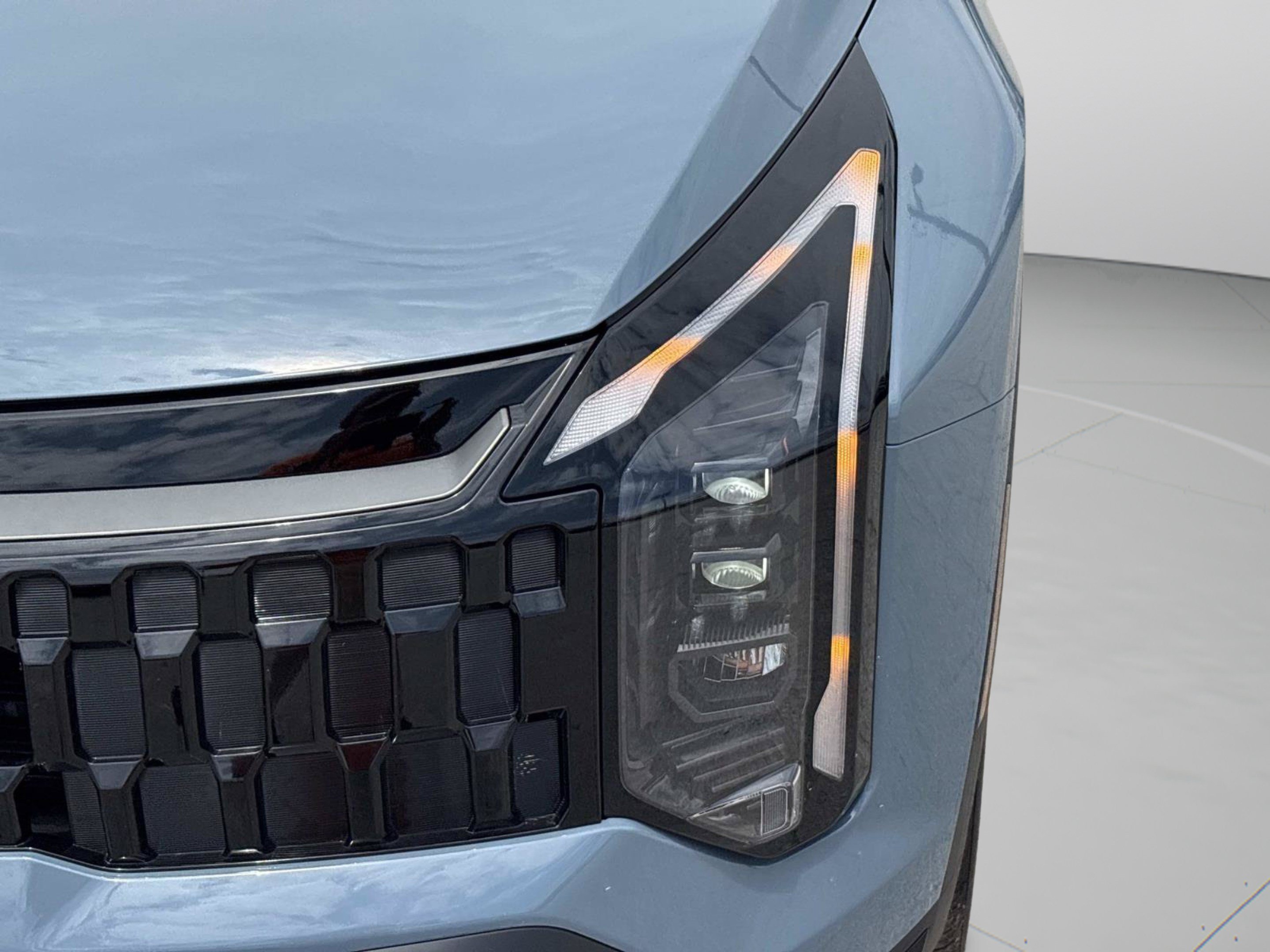 New 2027 Heritage Blue Kia X-Line image 35