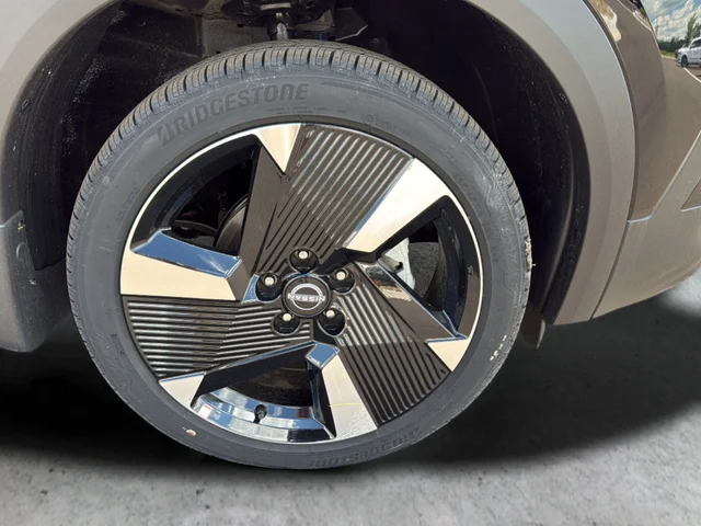 New 2026 Black Nissan SR image 9