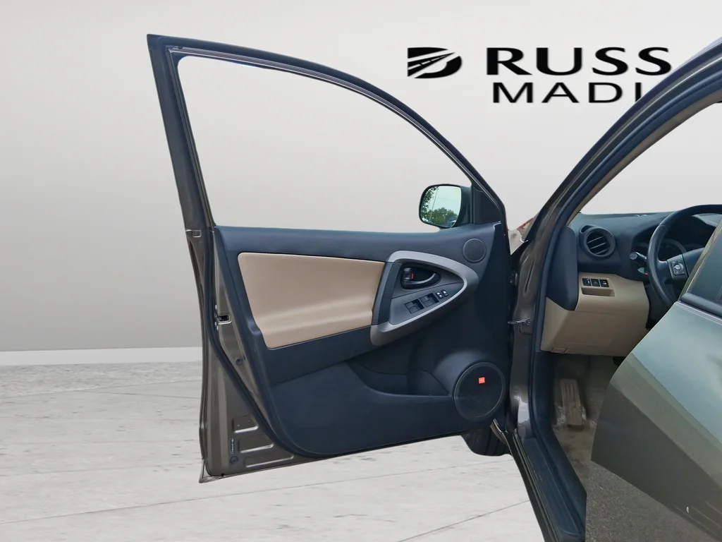 Used 2010 Brown Toyota Limited image 33