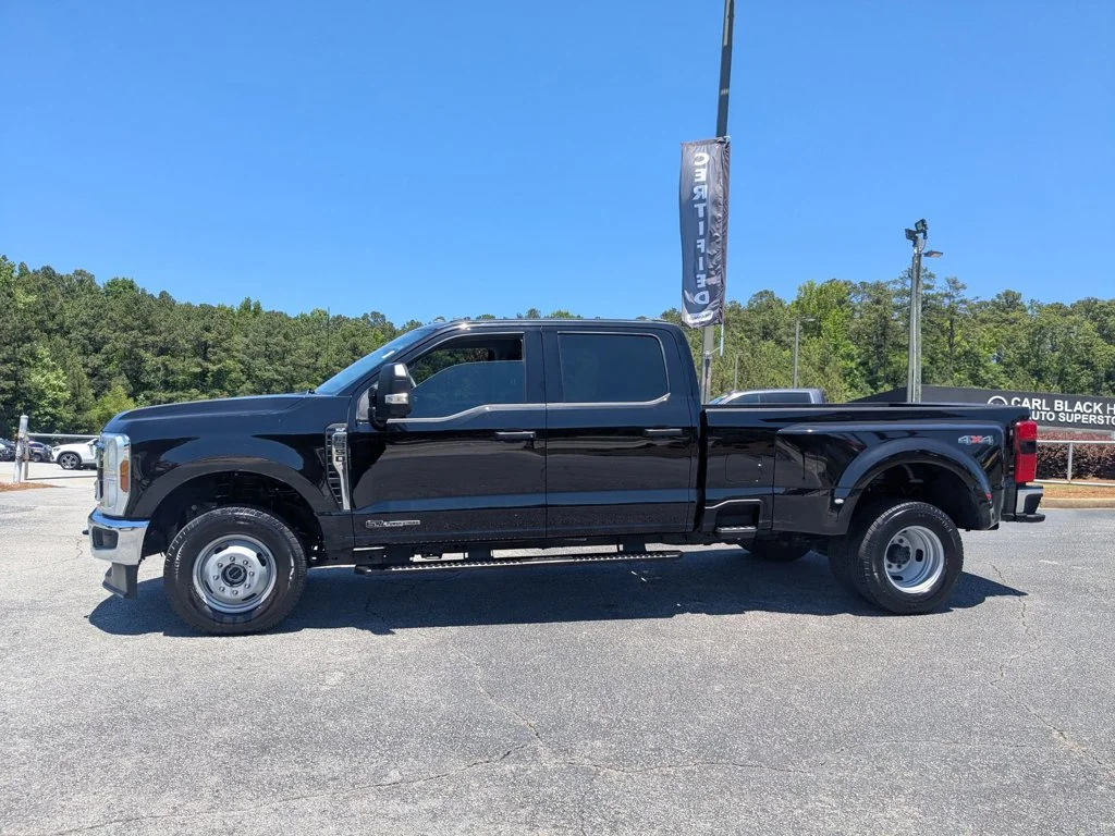 Used 2025  Ford XLT image 8