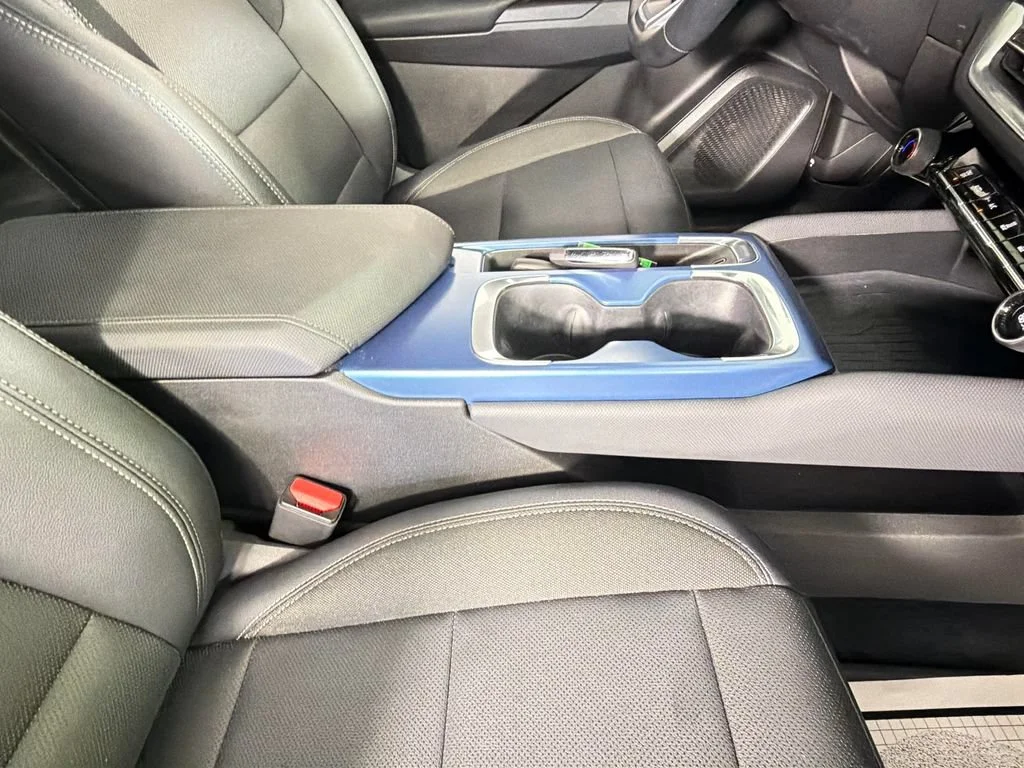 Used 2024 Sterling Gray Metallic Chevrolet 2LT image 34