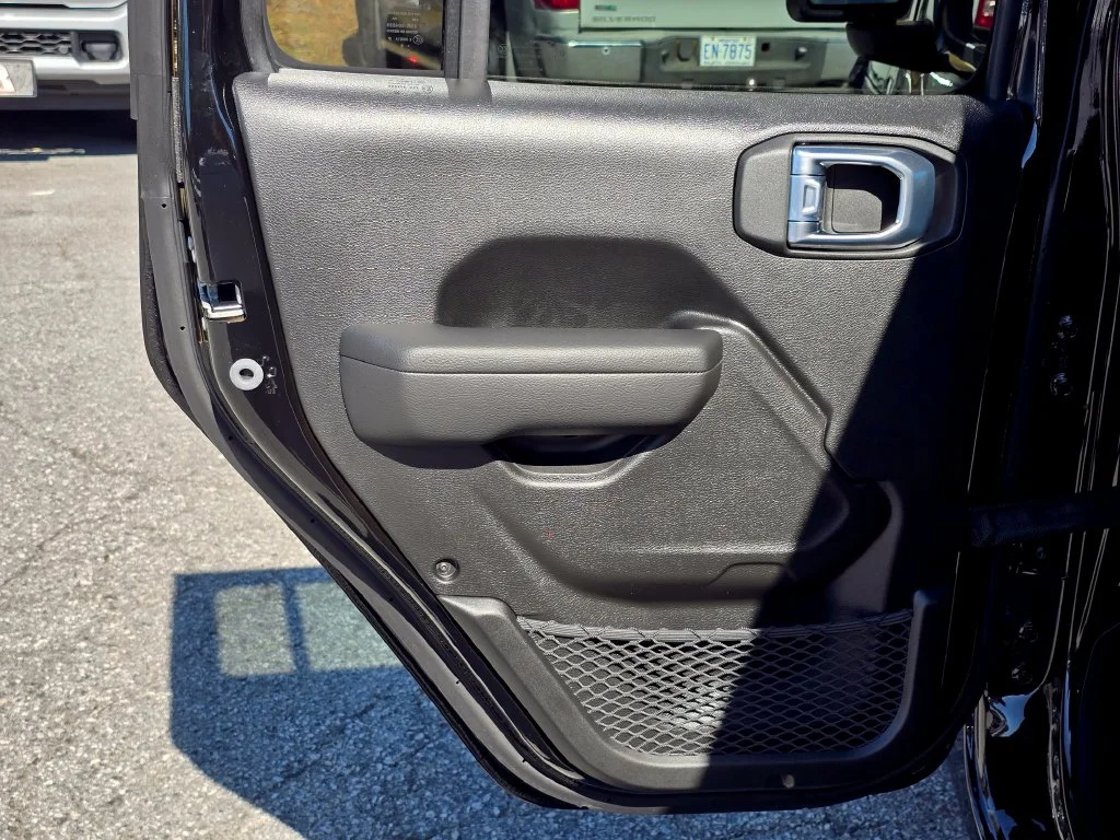 New 2027 Black Jeep Sport S image 37
