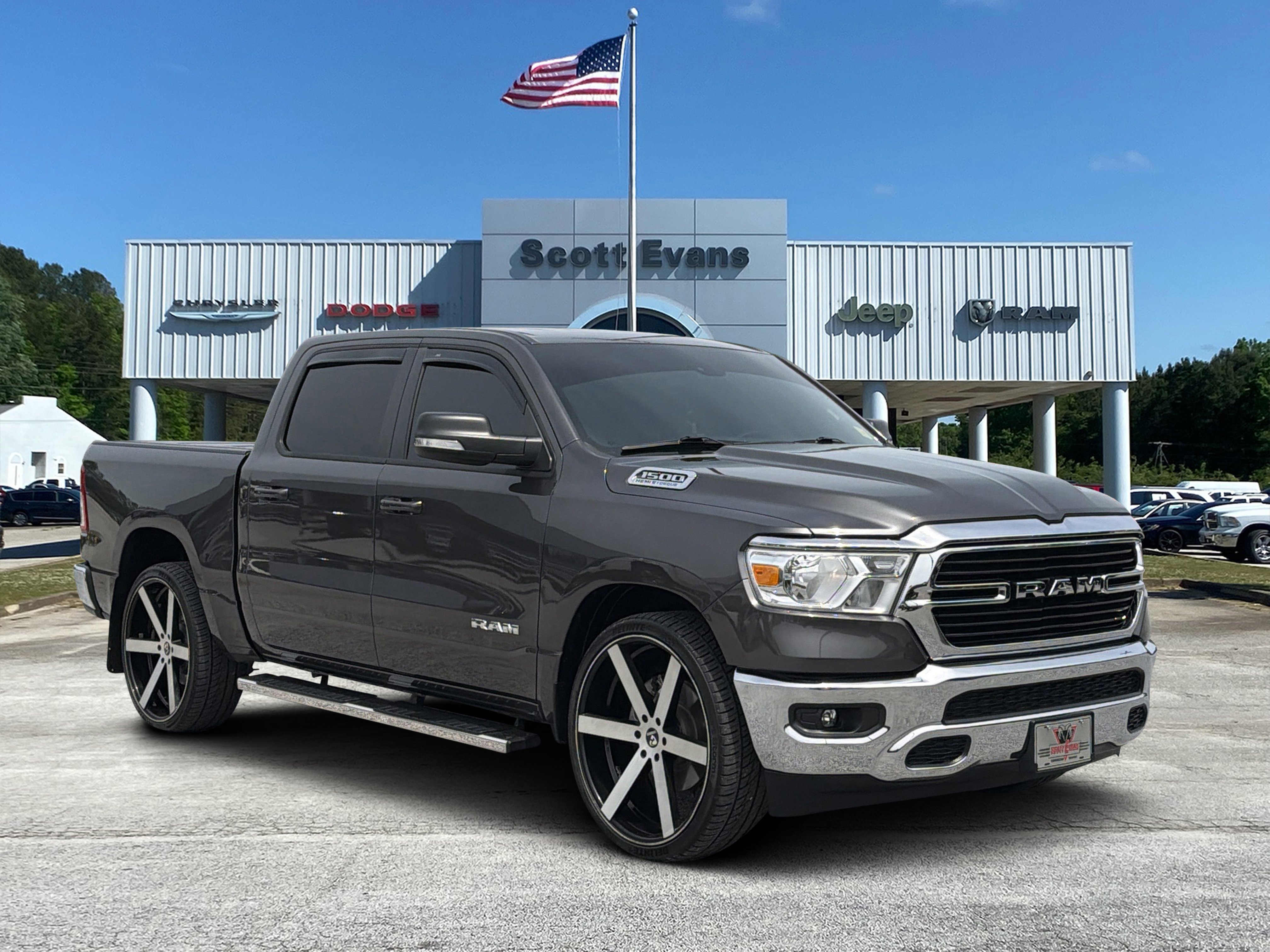 2021 RAM 1500 Big Horn/Lone Star Crew Cab 5'7's photo