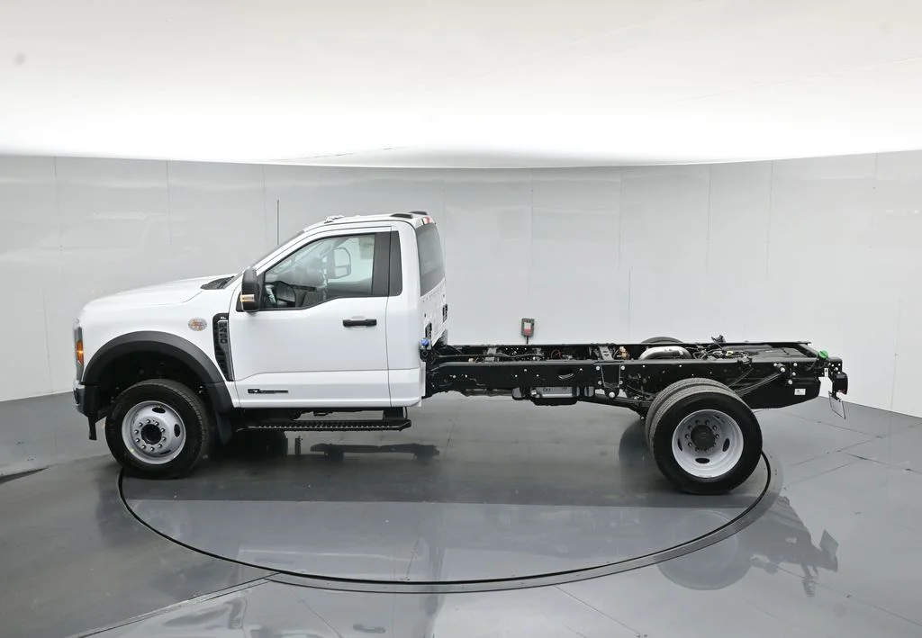New 2026 White Ford XL image 32