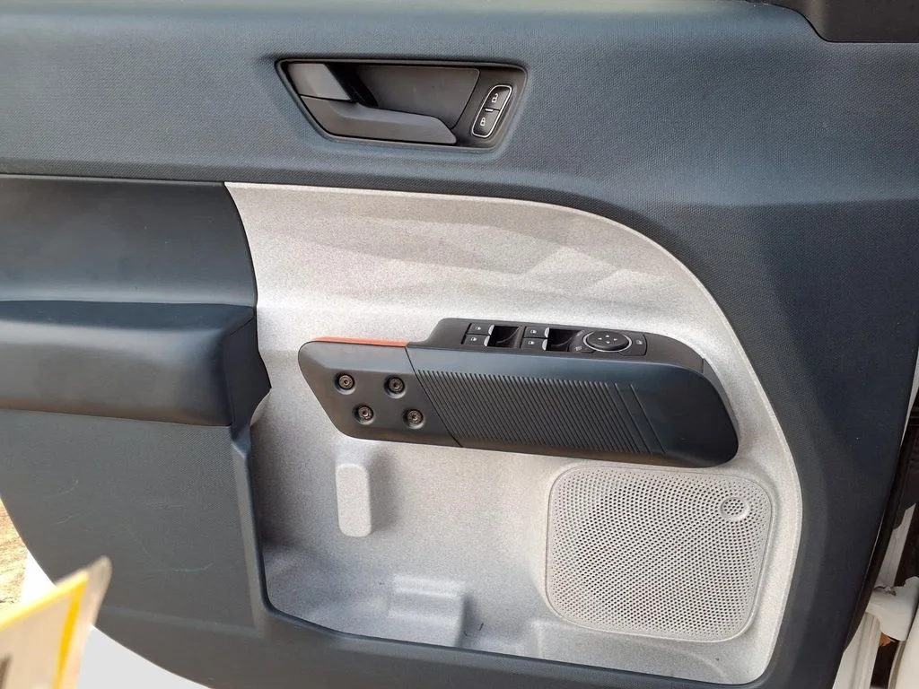 Used 2024 White Ford XLT image 19