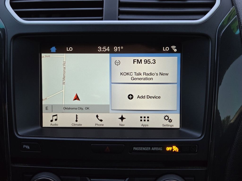 Used 2017 Gray Ford XLT image 18