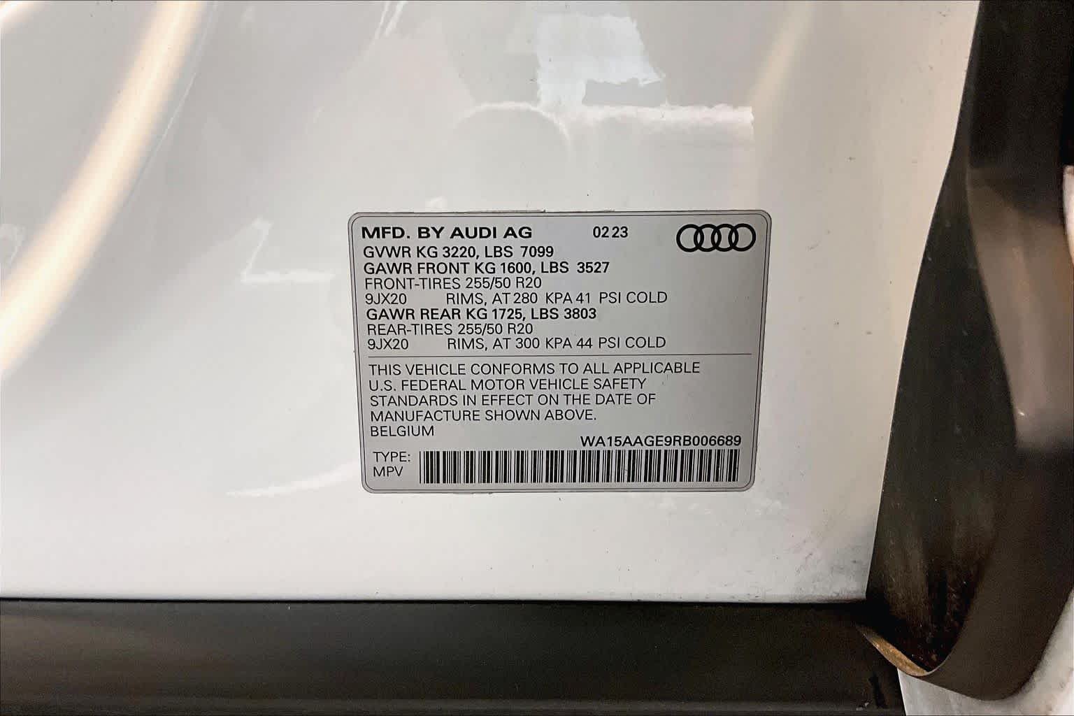 Used 2024 Glacier White Metallic Audi Premium Plus image 32