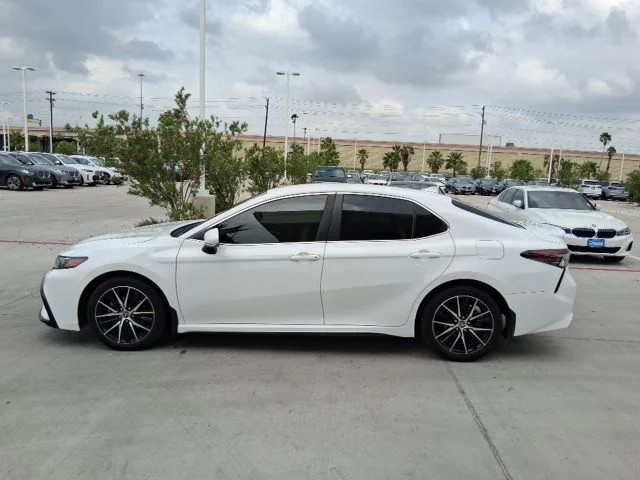 Used 2023 White Toyota SE image 3