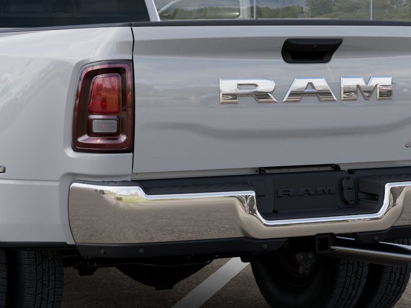 New 2026 Bright White Clear-Coat Exterior Paint Ram Tradesman Dually image 39