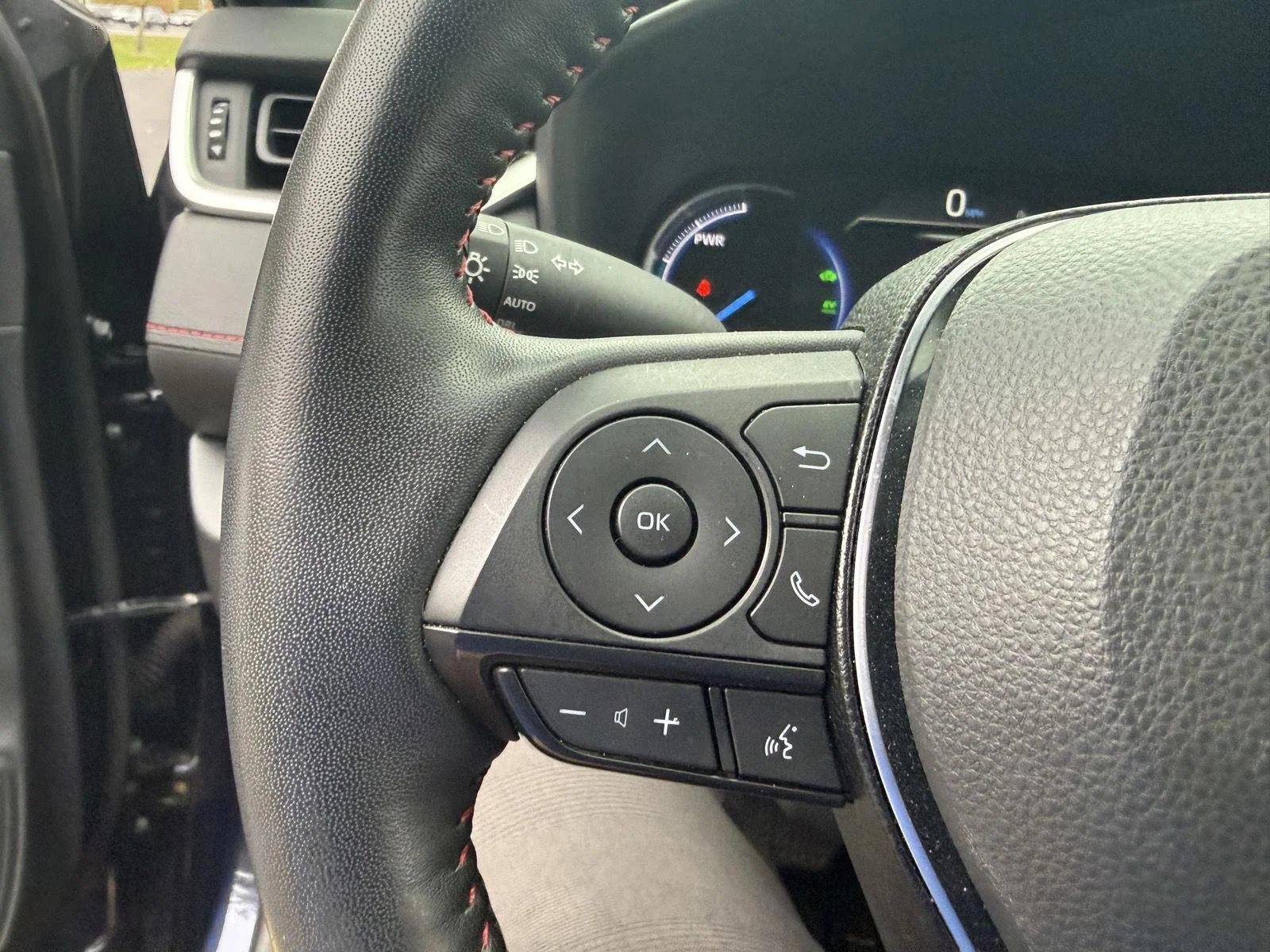 Used 2024 Blueprint Toyota SE image 14