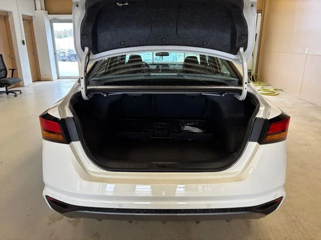 New 2026 White Nissan 2.5 SV image 17