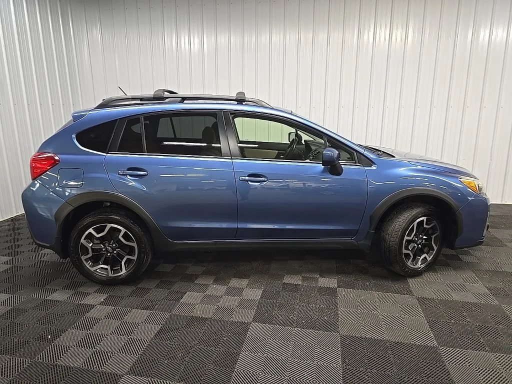 Used 2016 Blue Subaru 2.0i Premium image 2