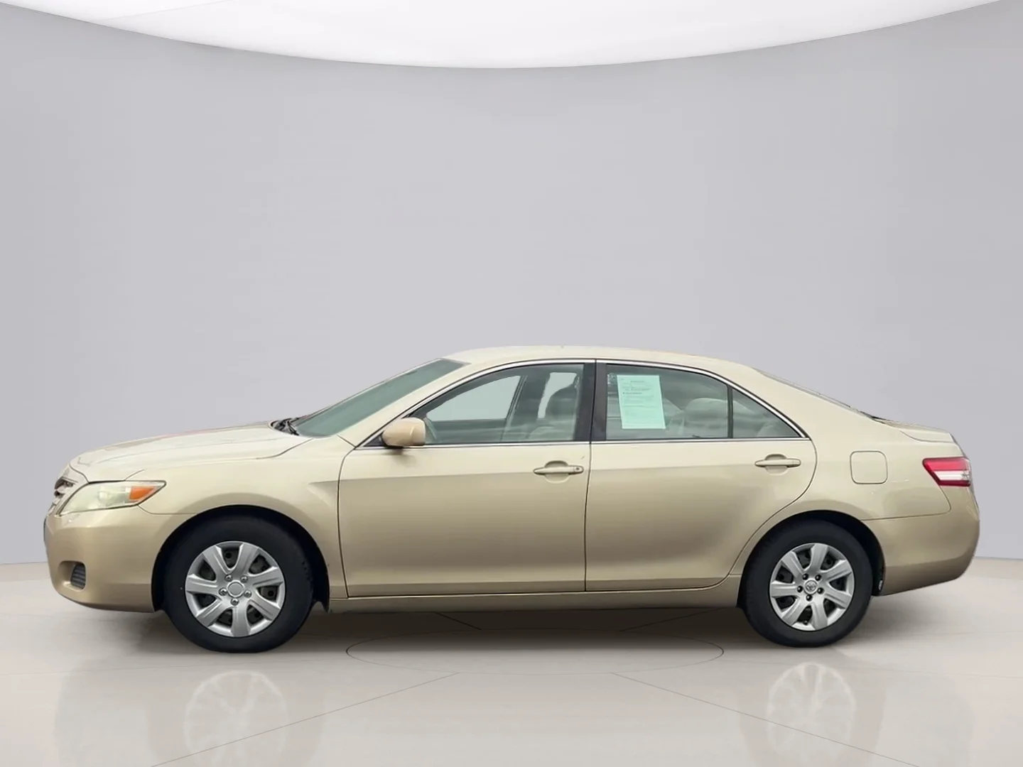 Used 2011 Gold Toyota LE image 8