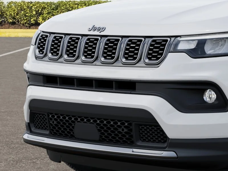 New 2026 Bright White Clear-Coat Exterior Paint Jeep Latitude image 42