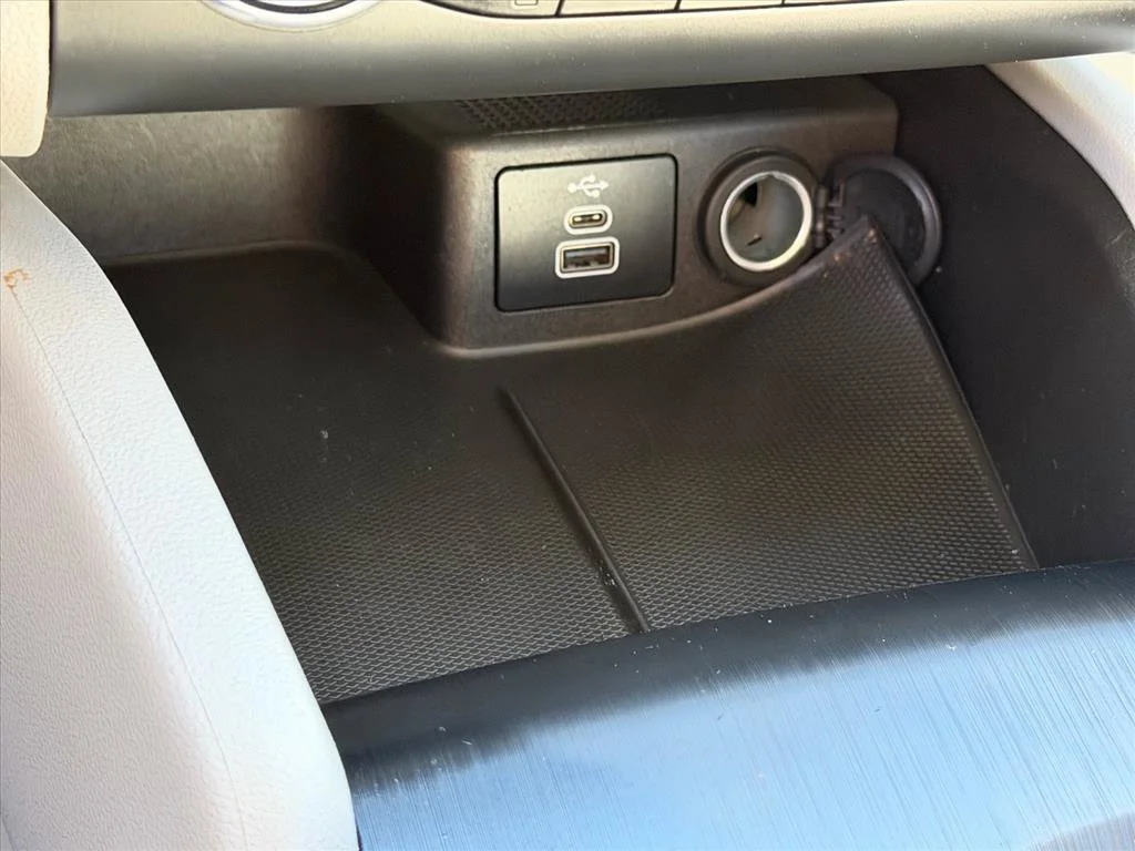Used 2025 Blue Ford Active image 25