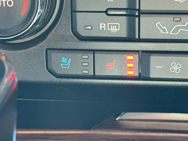 Used 2019 Black Ford Lariat image 27