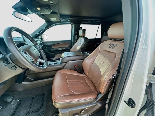 Used 2023 White Ford King Ranch image 22