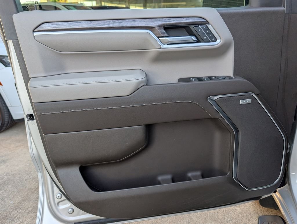 Used 2022 Silver Chevrolet LTZ image 17