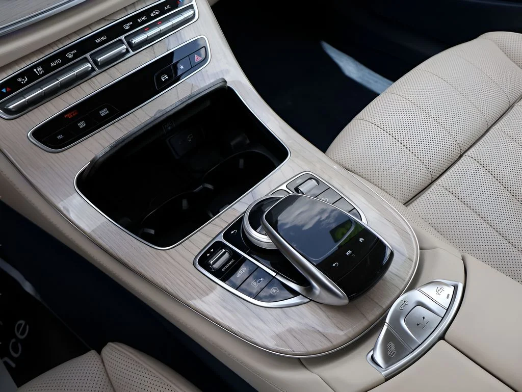 Used 2023 MANUFAKTUR Moonlight White Mercedes-Benz E 450 image 28