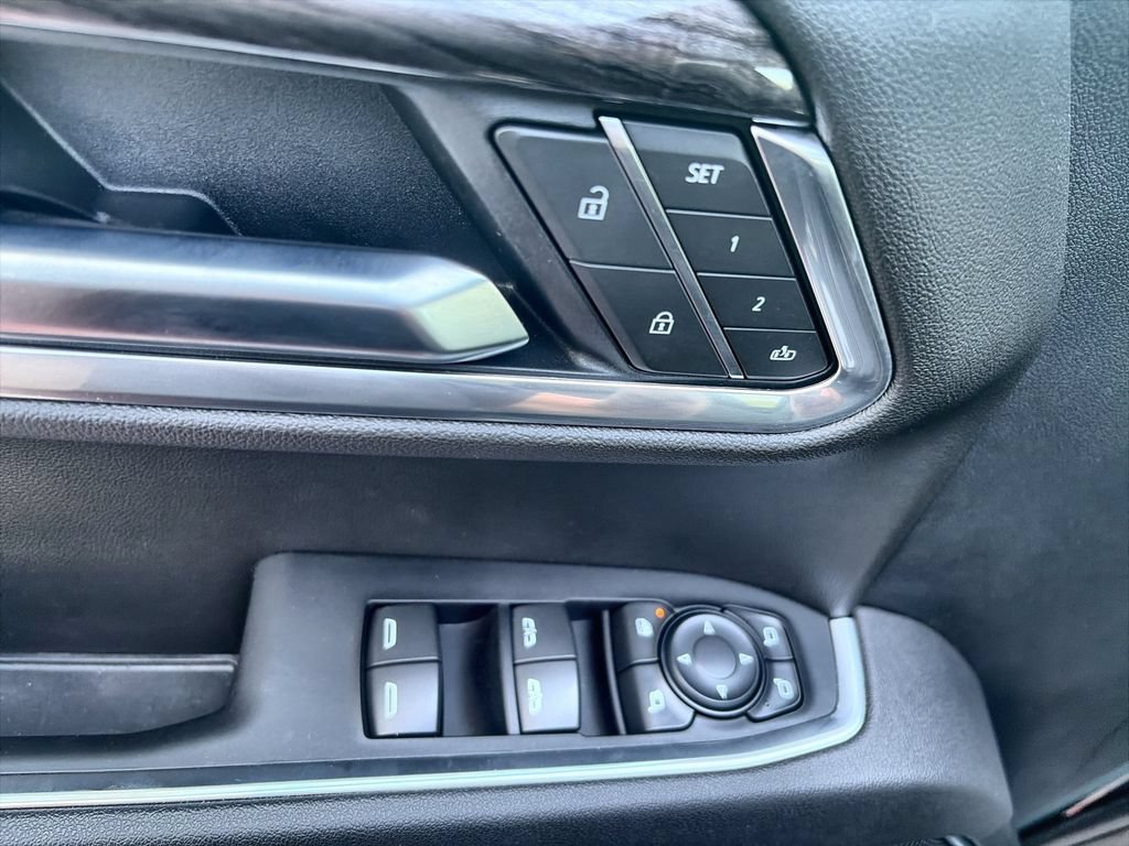 Used 2025 Cypress Gray Chevrolet LTZ image 24