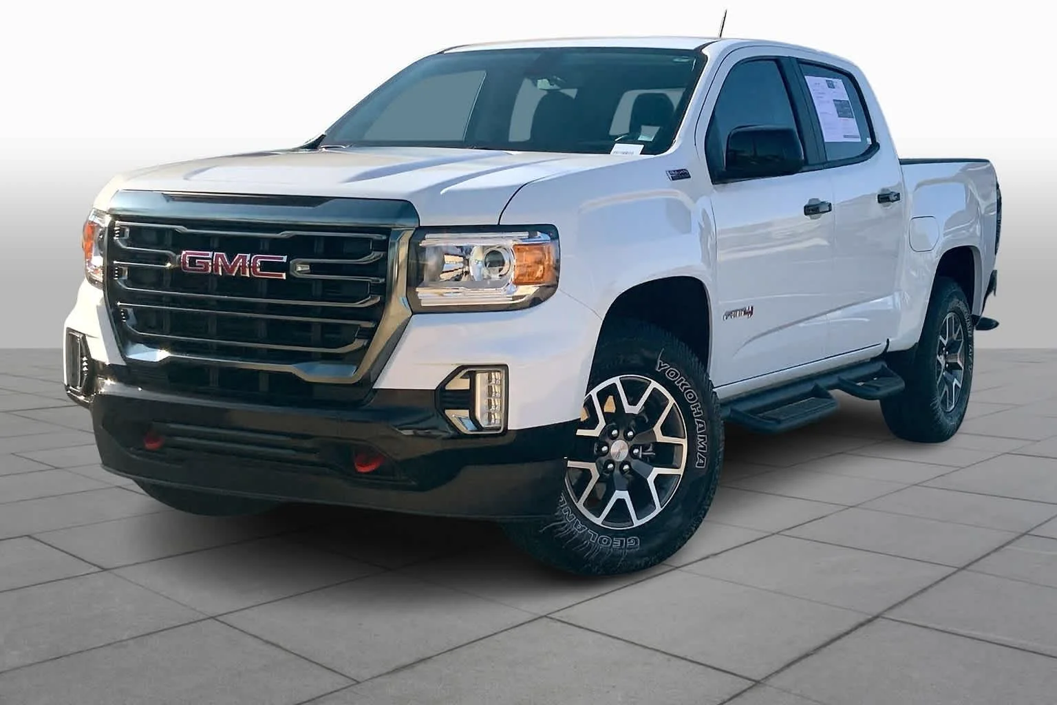 2021 GMC Canyon 4WD AT4 Crew Cab Short Box (Cloth)'s photo