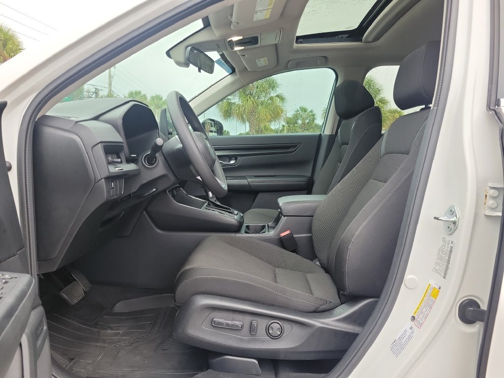 2025 Honda CR-V EX - Photo 22
