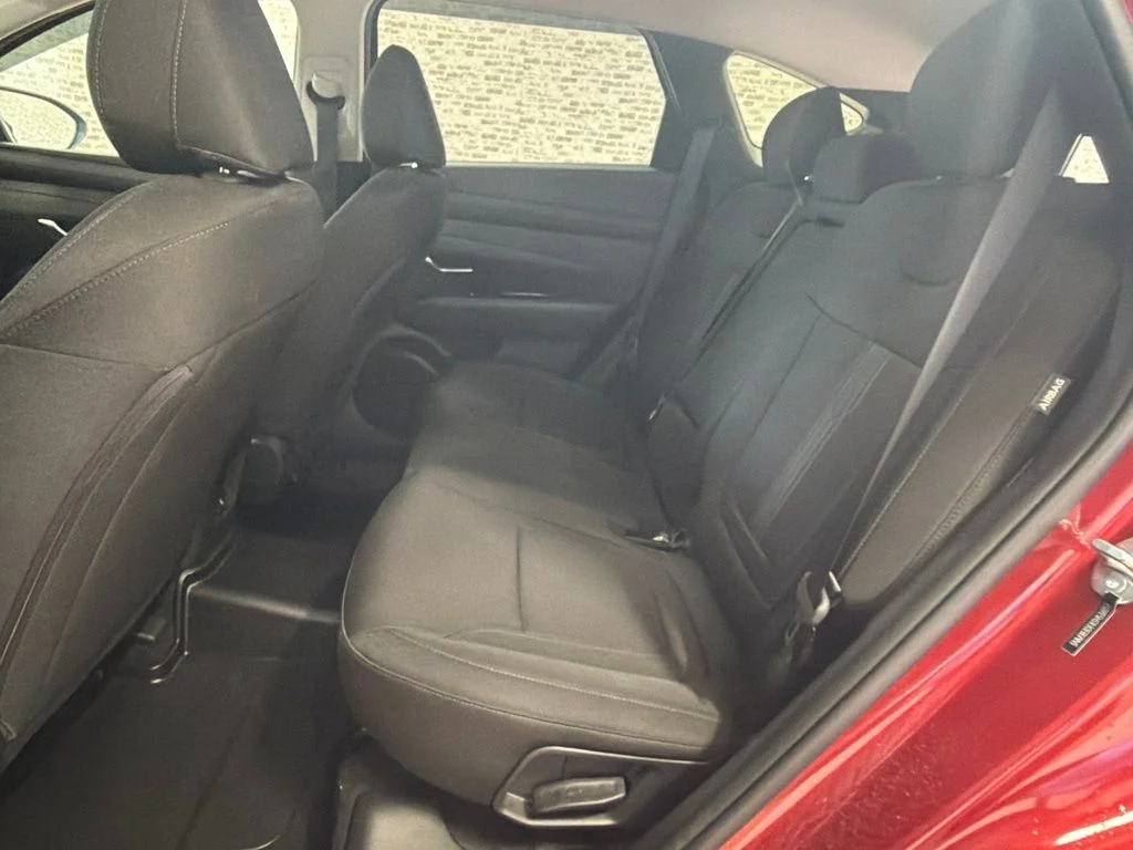Used 2025 Ultimate Red Hyundai SEL image 14
