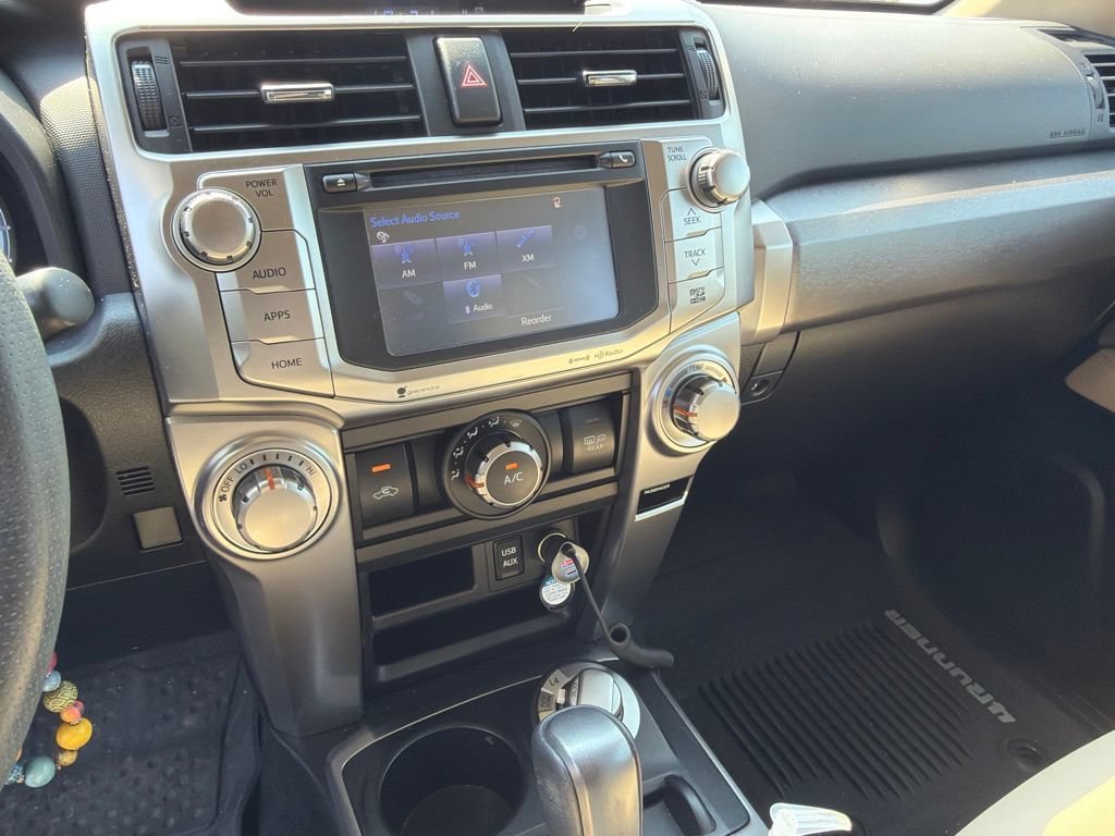 Used 2019 Midnight Black Metallic Toyota SR5 Premium image 11