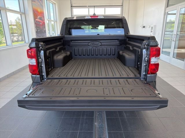 New 2026 Carbonized Gray Metallic Ford XLT image 10