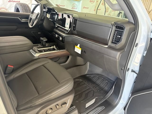2026 GMC Sierra 1500 SLT - Photo 39