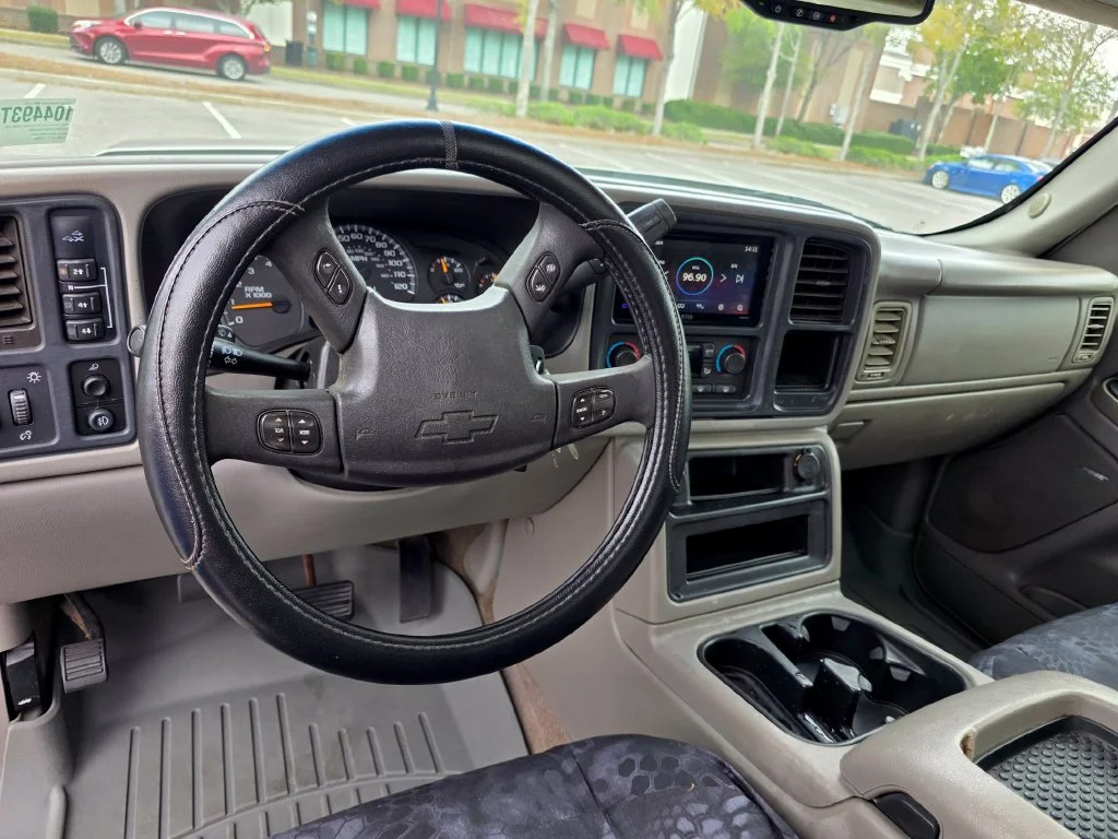 Used 2006 Silver Birch Metallic Chevrolet LT3 image 14